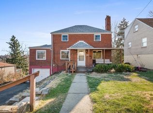 922 Edward Dr, Pittsburgh, PA