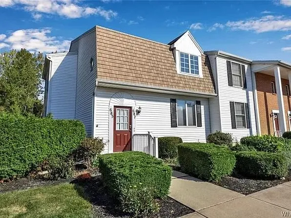 685 Sattle Dr, Youngstown, NY 14174