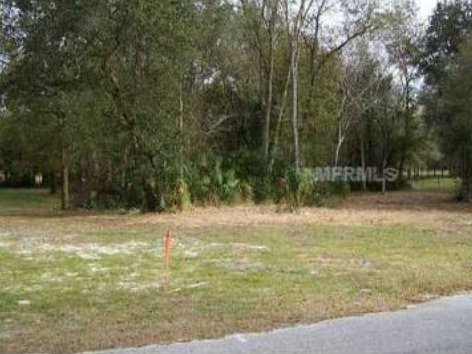 1st image of 18827 Carr Dr