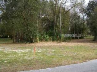 18827 Carr Dr, Lutz, FL 33559