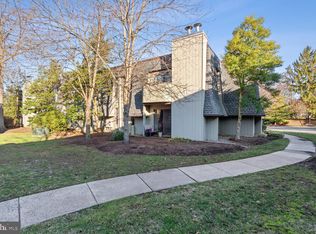 25 S Church Rd UNIT 11, Maple Shade, NJ 08052