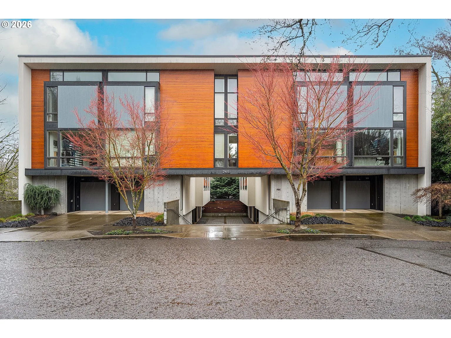 245 SW Meade St #C6 photo 1