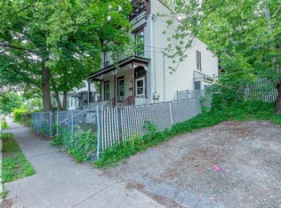 1436 1st St, Rensselaer, NY 12144