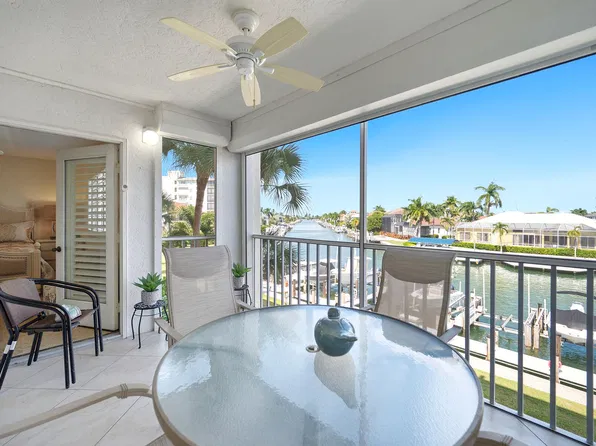 889 Collier Ct APT 304, Marco Island, FL 34145