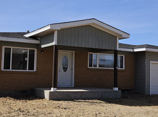 302 S Vaughn Ave, Fritch, TX 79036