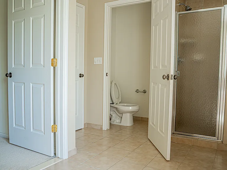 1868 Maple Park Dr W — Photo 13