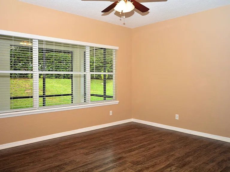 10747 Masters Dr — Photo 17