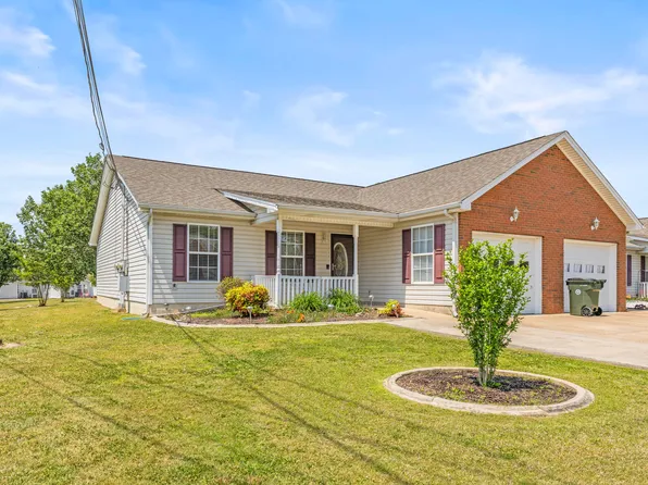 470 Flagstone Dr, Rossville, GA 30741