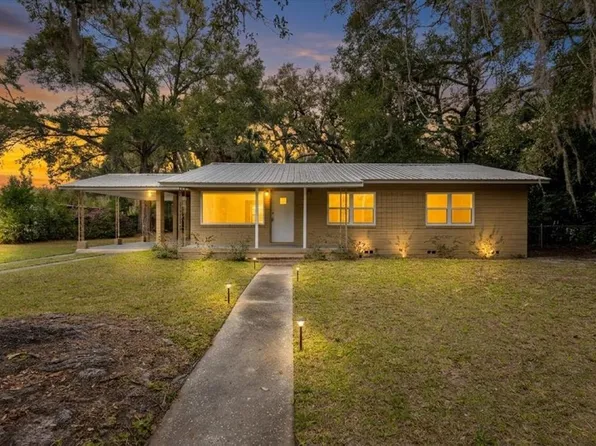 1312 NW 17th Ave, Chiefland, FL 32626