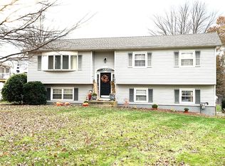 145 Purple Martin Rd, Montgomery, NY 12549