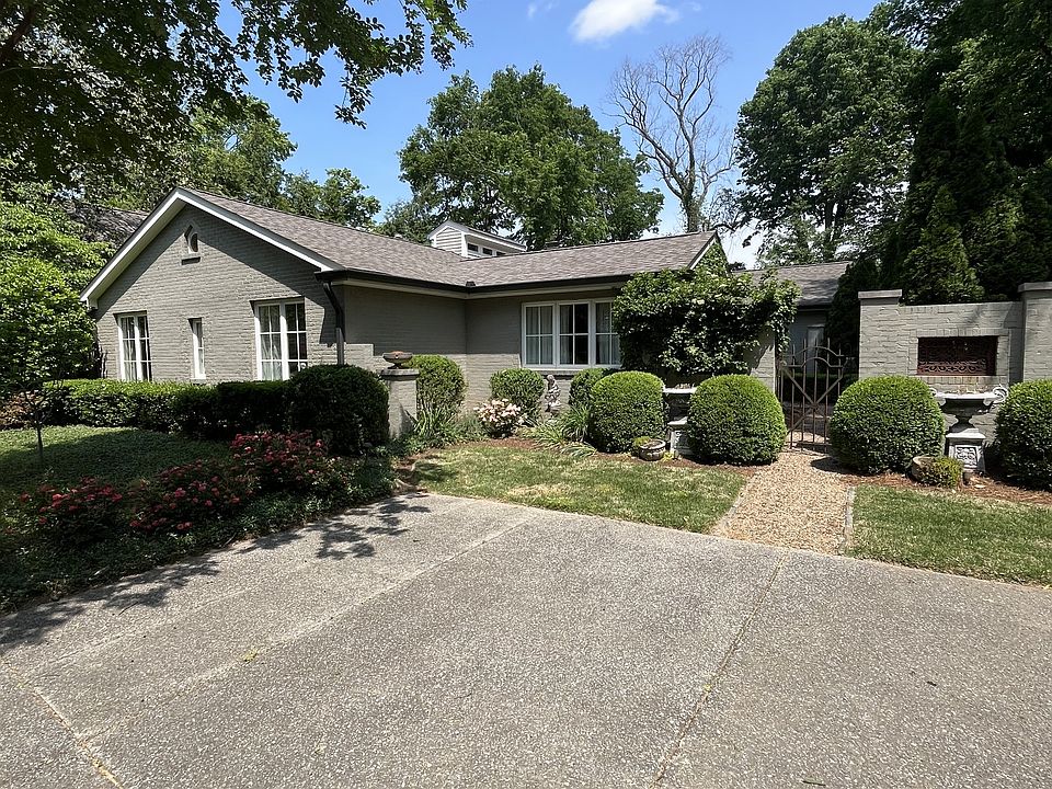 1st image of 210 Battle Ave