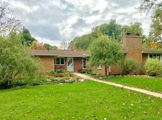 3001 Westchester Rd, Lansing, MI 48911