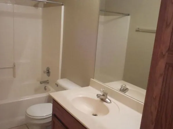 1209 Northern Hills Rd, Norman, OK 73071