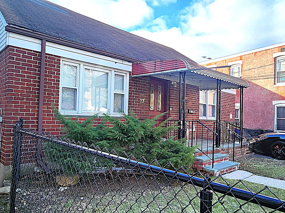 1st image of 27 Manning Ave