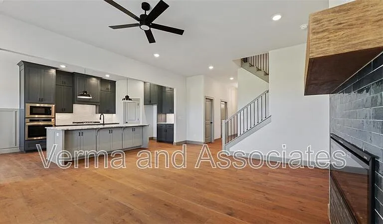 1221 Mammoth St — Photo 31