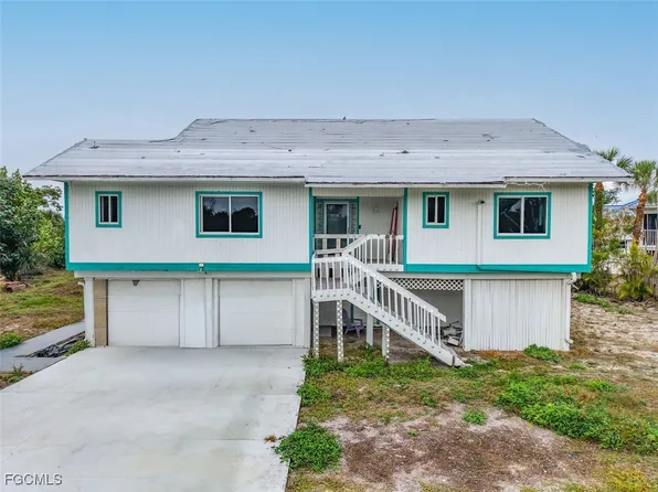 497 Lake Murex Cir, Sanibel, FL 33957