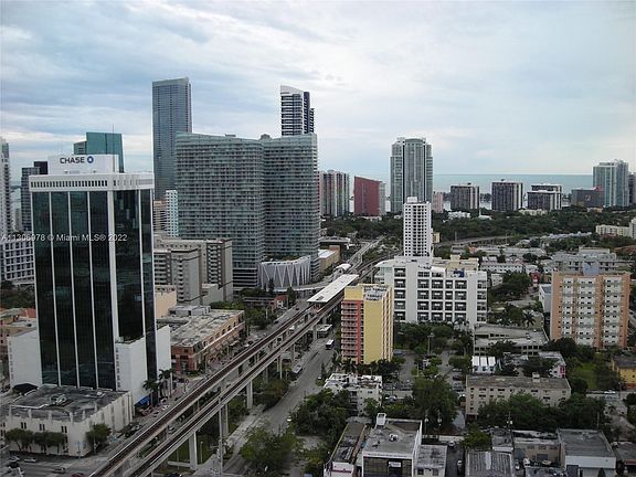 2nd image of 690 SW 1st Ct Penthouse I15