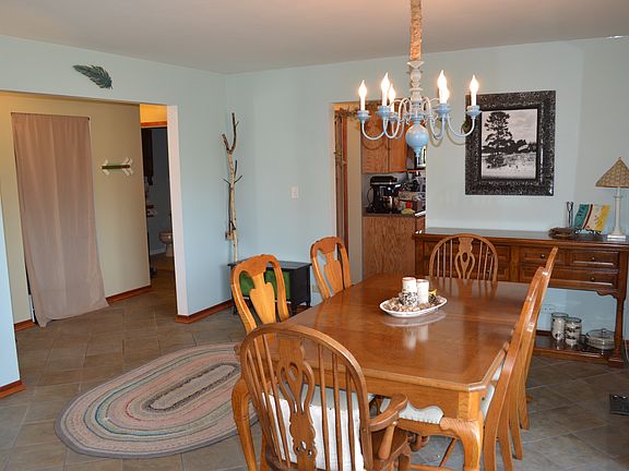 5th image of 1061 Jeffery Ct