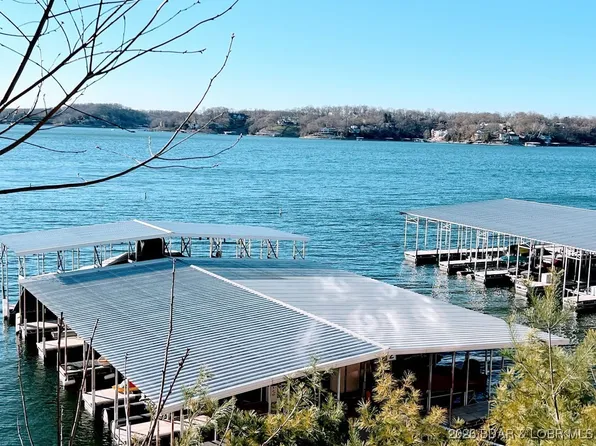 31 Falls Dr #1A, Lake Ozark, MO 65049