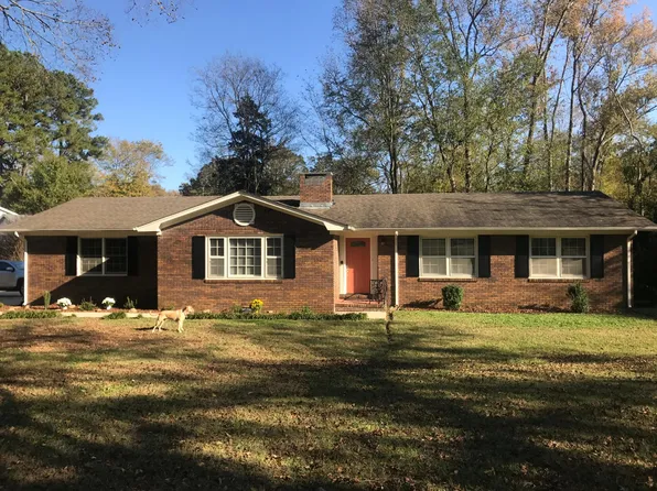 1711 Proctor Dr, Scottsboro, AL 35769