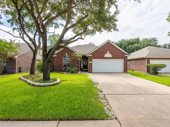 14531 Chestnut Falls Dr, Cypress, TX 77433