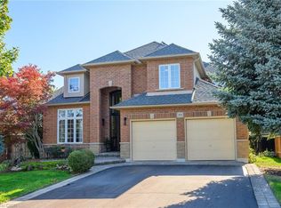 19 Golf Woods Dr, Grimsby, ON