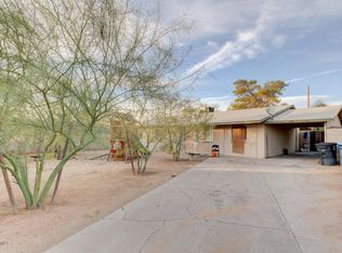 906 S Craver Pl, Tempe, AZ 85281