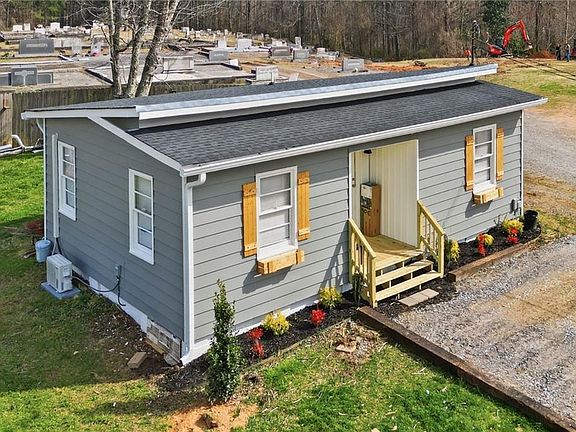 5th image of 502 Old Canton Rd