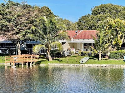 7014 Holly Rd, Miami Lakes, FL, 33014