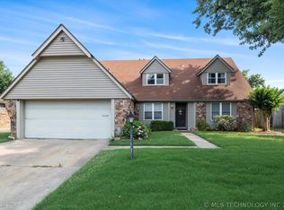 9063 E 29th St, Tulsa, OK 74129