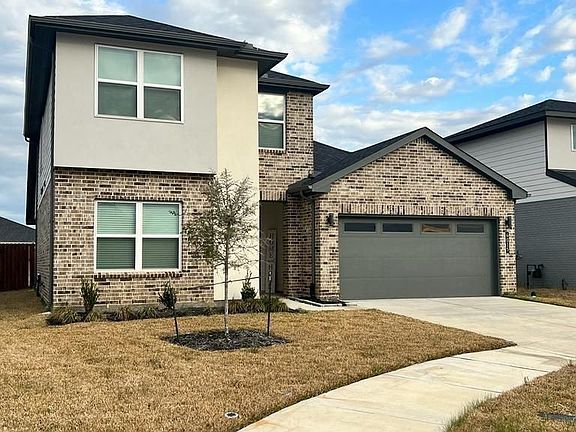 2nd image of 4015 Garver Grove Ln