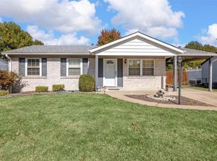 2630 Embleton Ln, Saint Charles, MO 63301