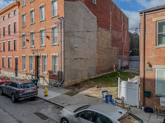 4th image of 1517 Republic St