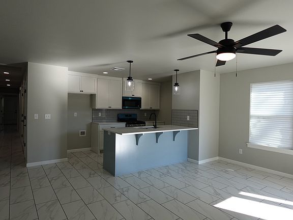 2nd image of 5305 E Admiral Blvd #B