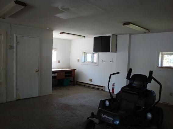 5th image of 8181 N Ivy St