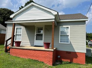 1004 Rainbow Dr, Kannapolis, NC 28081