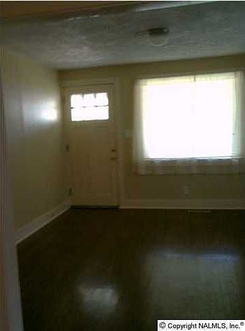 2nd image of 1324 Wellman Ave NE