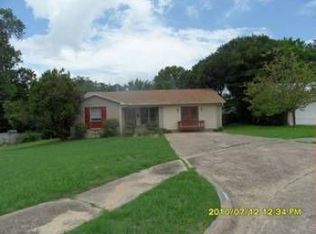 8555 Stillwater Cir, Dallas, TX 75243