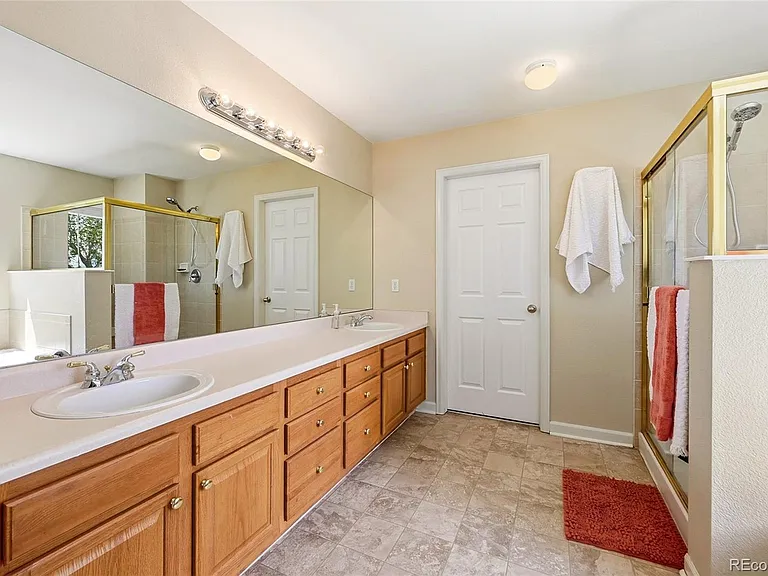 5504 E Burlington Dr — Photo 23