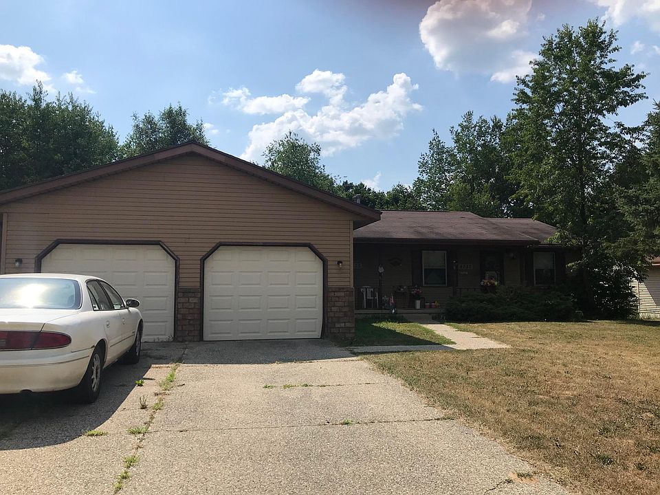 4535 is the unit on the left side of duplex.