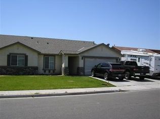 1161 E Waterview St, Hanford, CA 93230