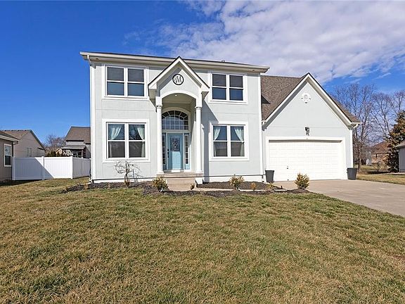 2nd image of 1804 S Sioux Ct