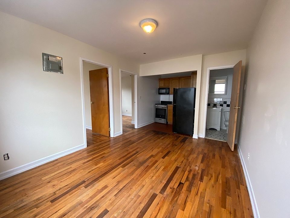 1st image of 150 Stanhope St #3G