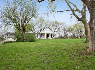 16720 S Boardman Rd, Pleasant Hill, MO 64080