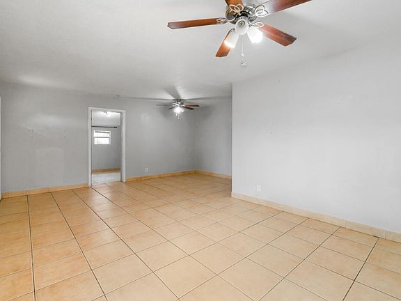 3rd image of 725 40th St
