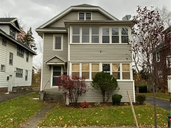 518 Augustine St, Rochester, NY 14613