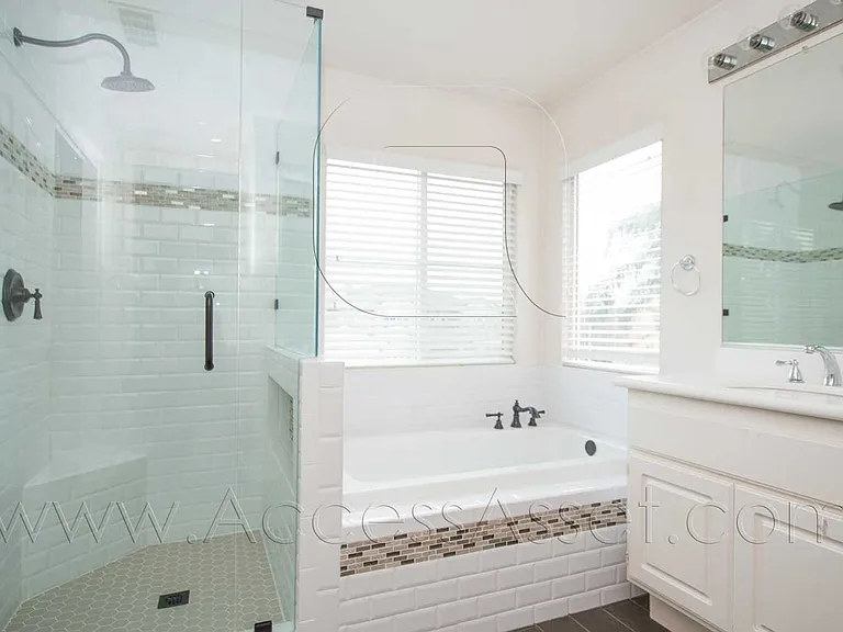 6303 Plum Ave — Photo 7