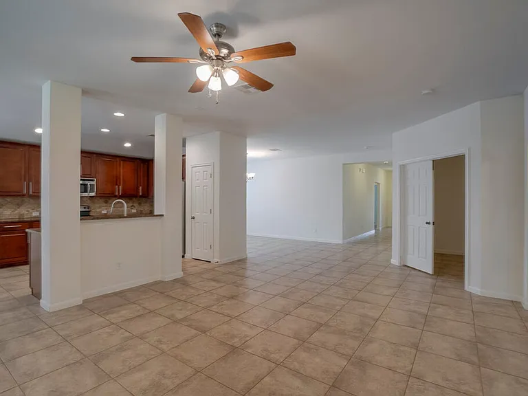 30126 Bumble Bee Dr — Photo 6