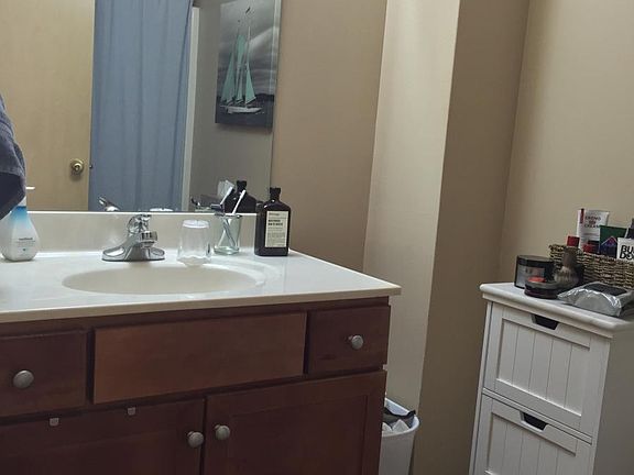 5th image of 129 N 10th St APT 214