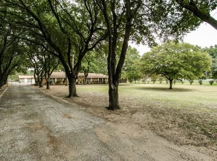 2530 Sunnyvale Rd, Grand Prairie, TX 75050